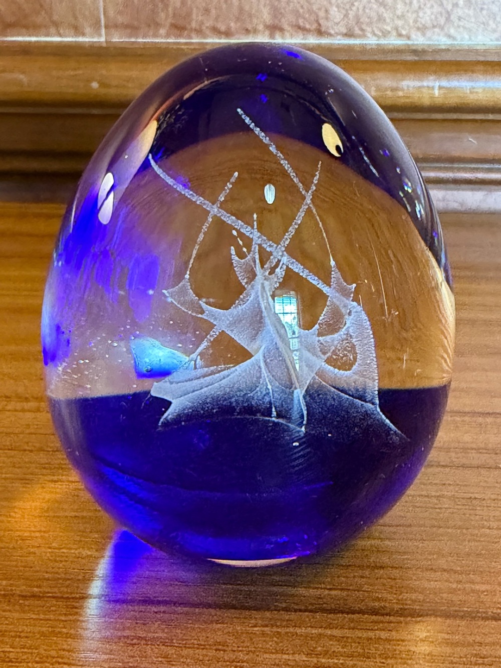 Vintage Art Glass Egg Paperweight Cobalt Blue White Swirl Sailboat Wave 3"